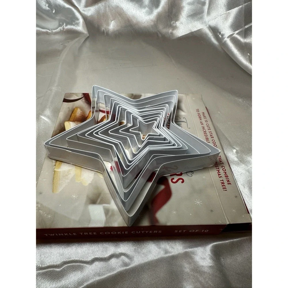 Sur la Table Christmas Tree Metal Cookie Cutters Twinkle Star 10 Cutter Gift NEW
